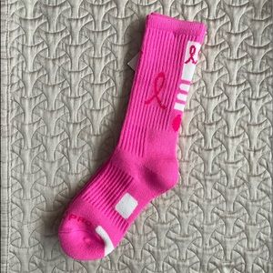 💗NEW • Pink and White Breast Cancer Awareness Socks • Medium (Shoe 9-11)